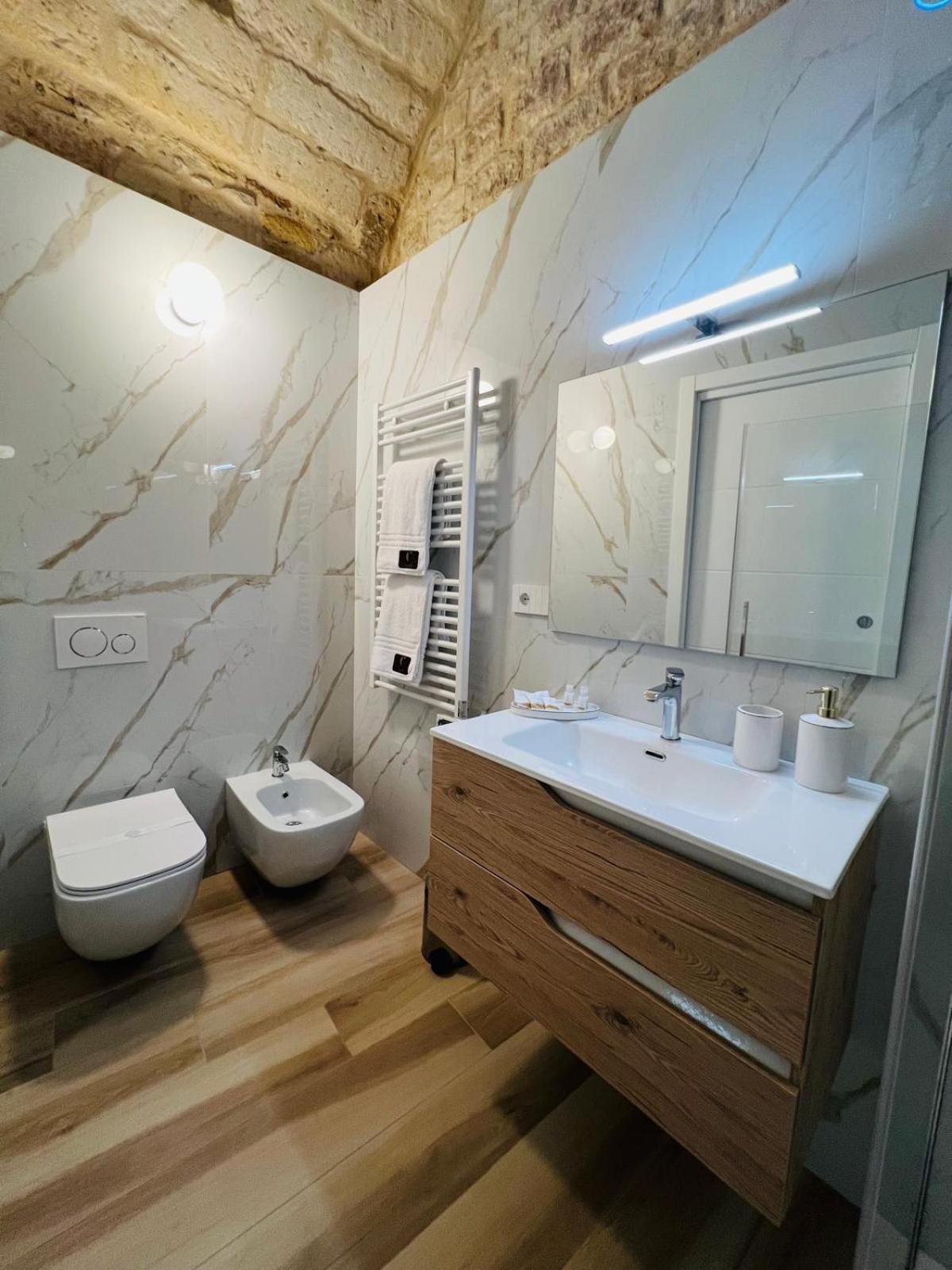 Carola Luxury Room Bari Extérieur photo