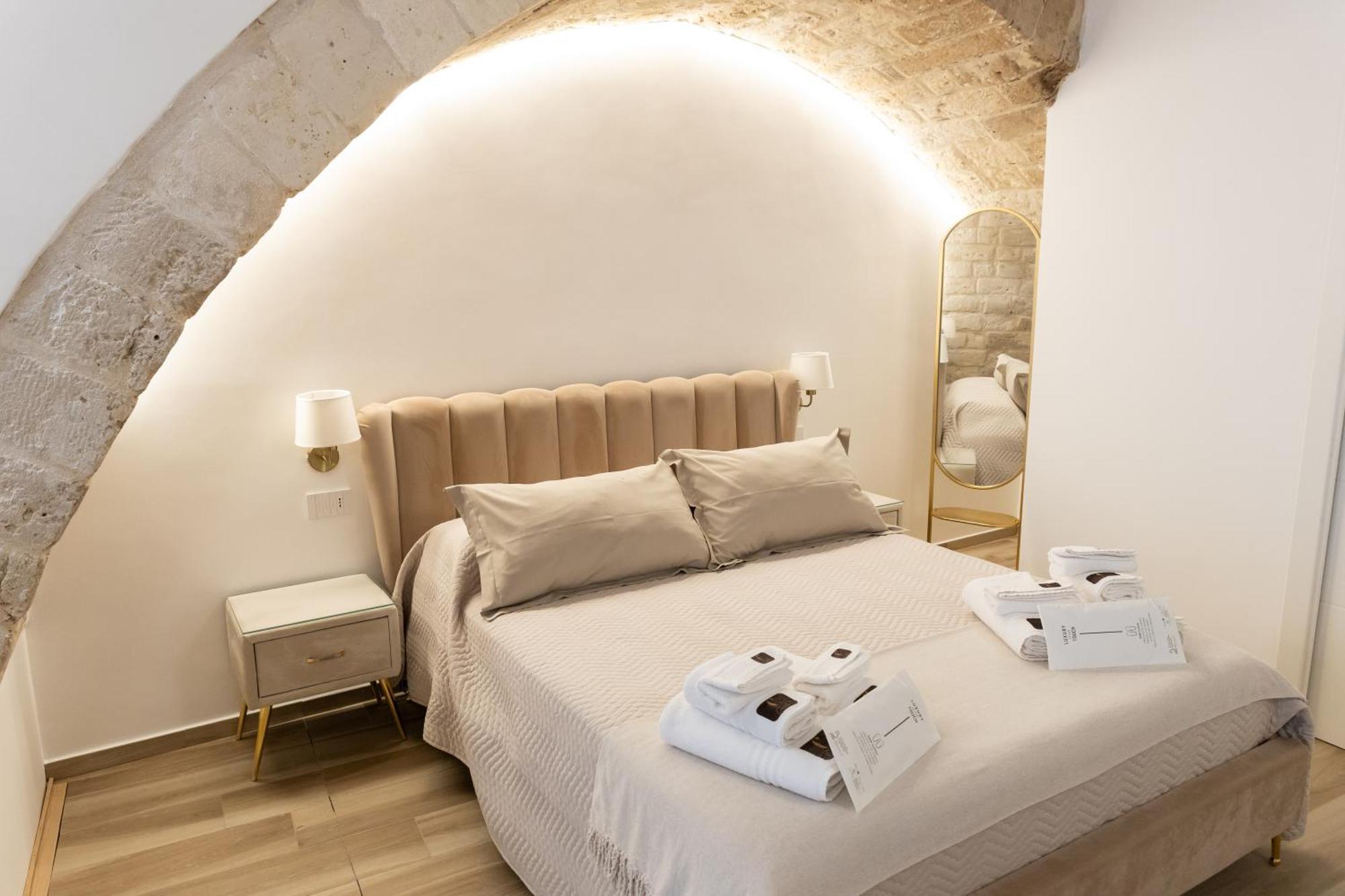 Carola Luxury Room Bari Extérieur photo