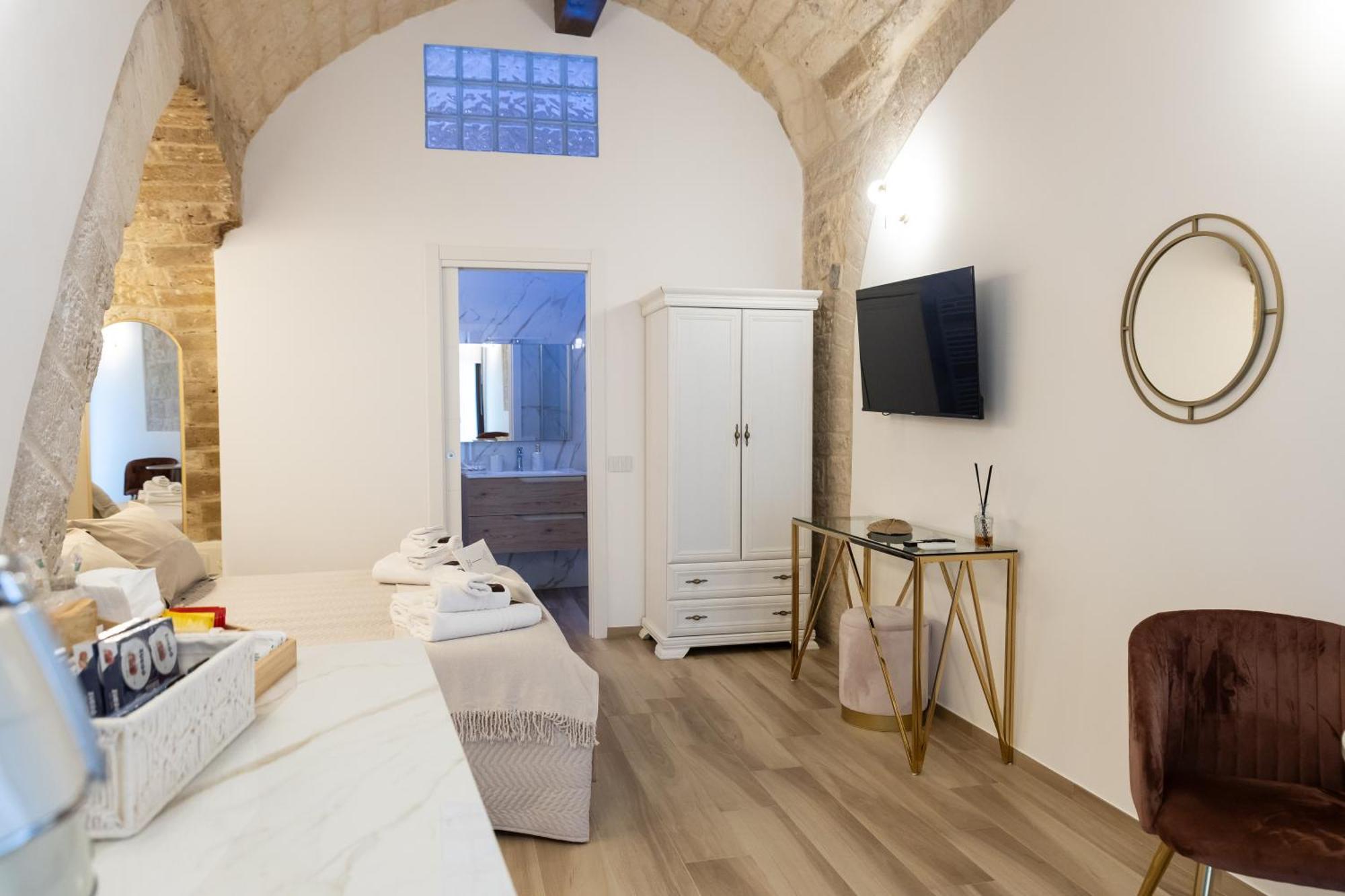 Carola Luxury Room Bari Extérieur photo